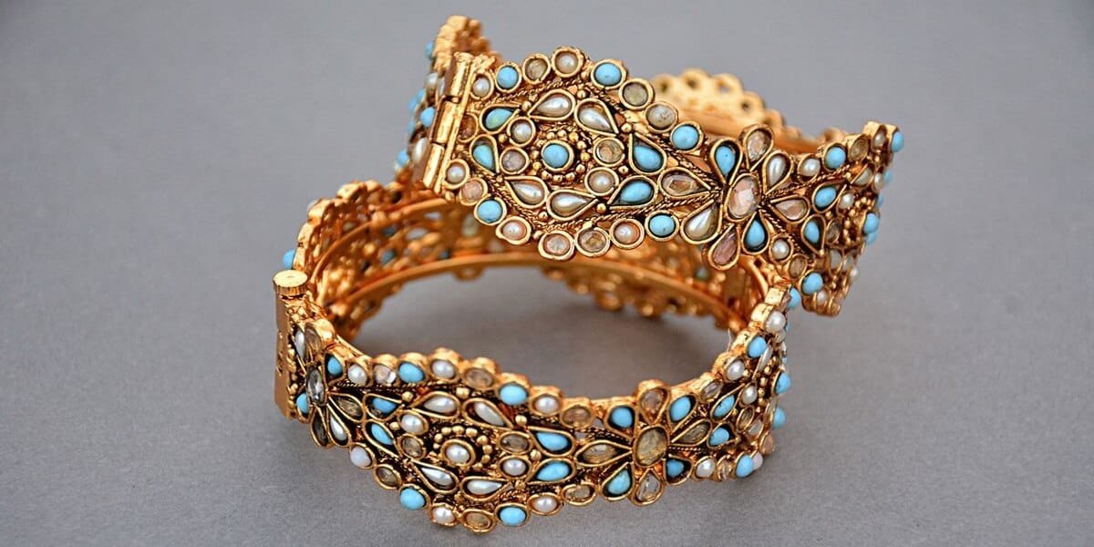 Vintage Costume Jewelry