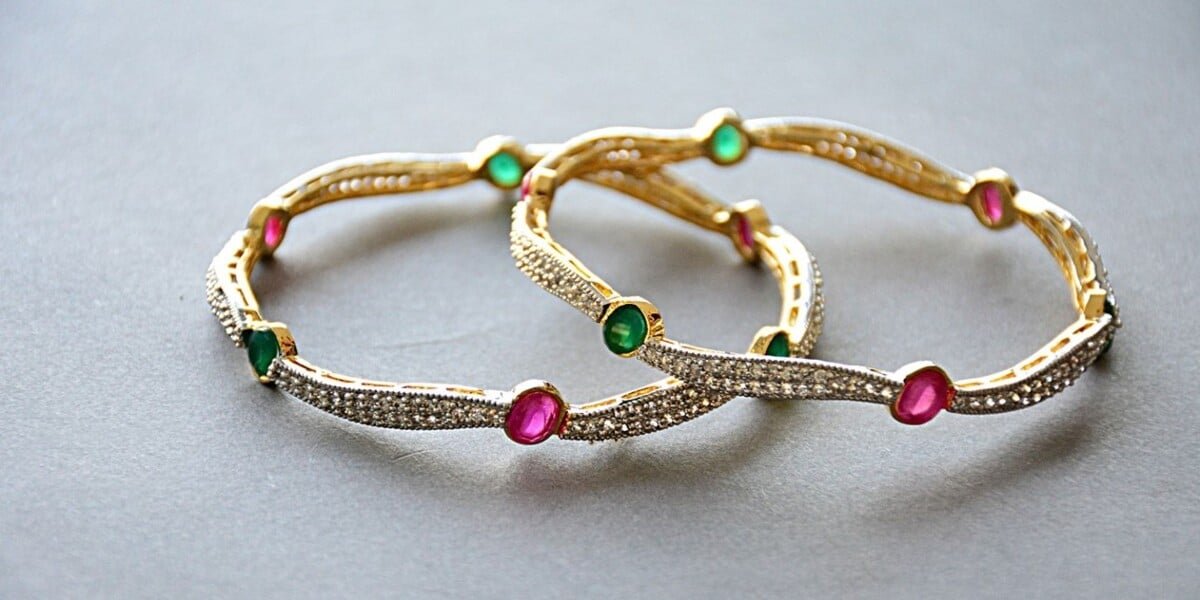 antique jewelry