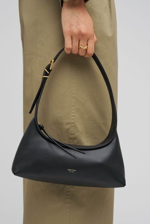 mothers’ day gift ideas: Leather bag